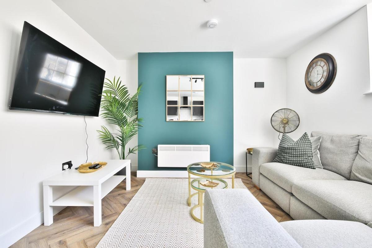 Luxury Central Cardiff Bay Flat With Air Fryer