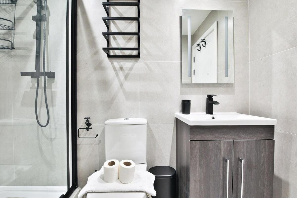 Luxury Central Cardiff Bay Flat With Air Fryer Apartamento